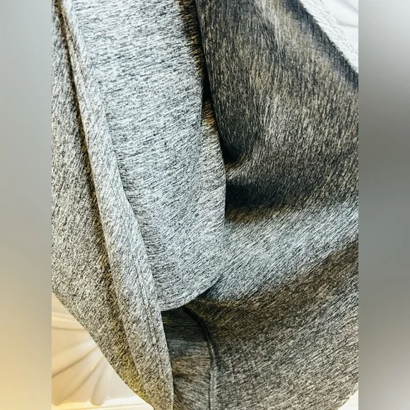 NWT The Vanity Room SZ L gray & white knot front dress, bust 36”-40” - Picture 9 of 10